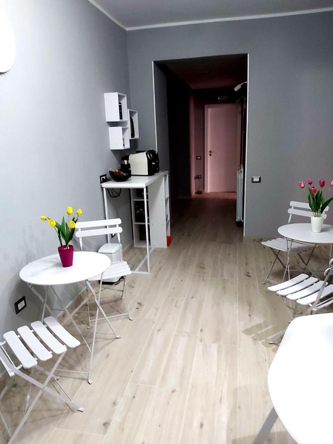 Bed and Breakfast Le Stanze Di Dalia Crotone Exterior foto